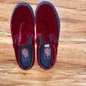 Red velvet Slip on Vans